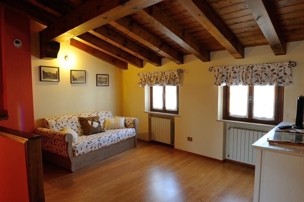 Miane Agriturismo Crodi מראה חיצוני תמונה
