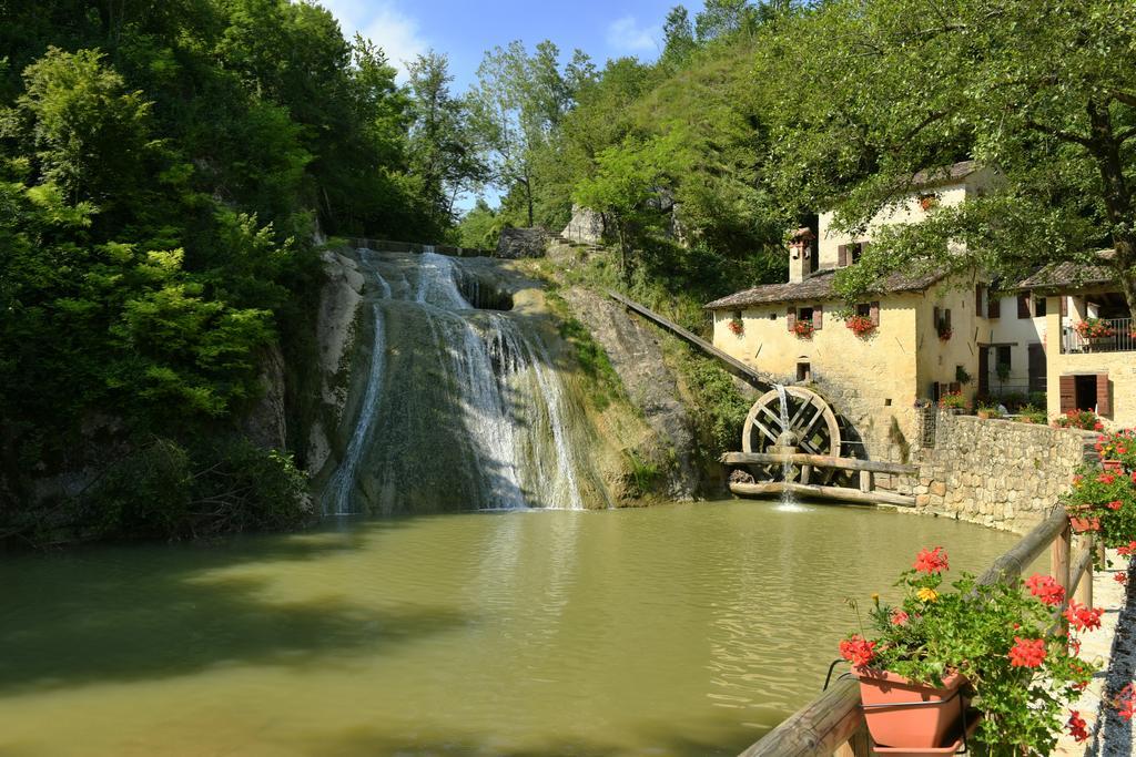 Miane Agriturismo Crodi מראה חיצוני תמונה