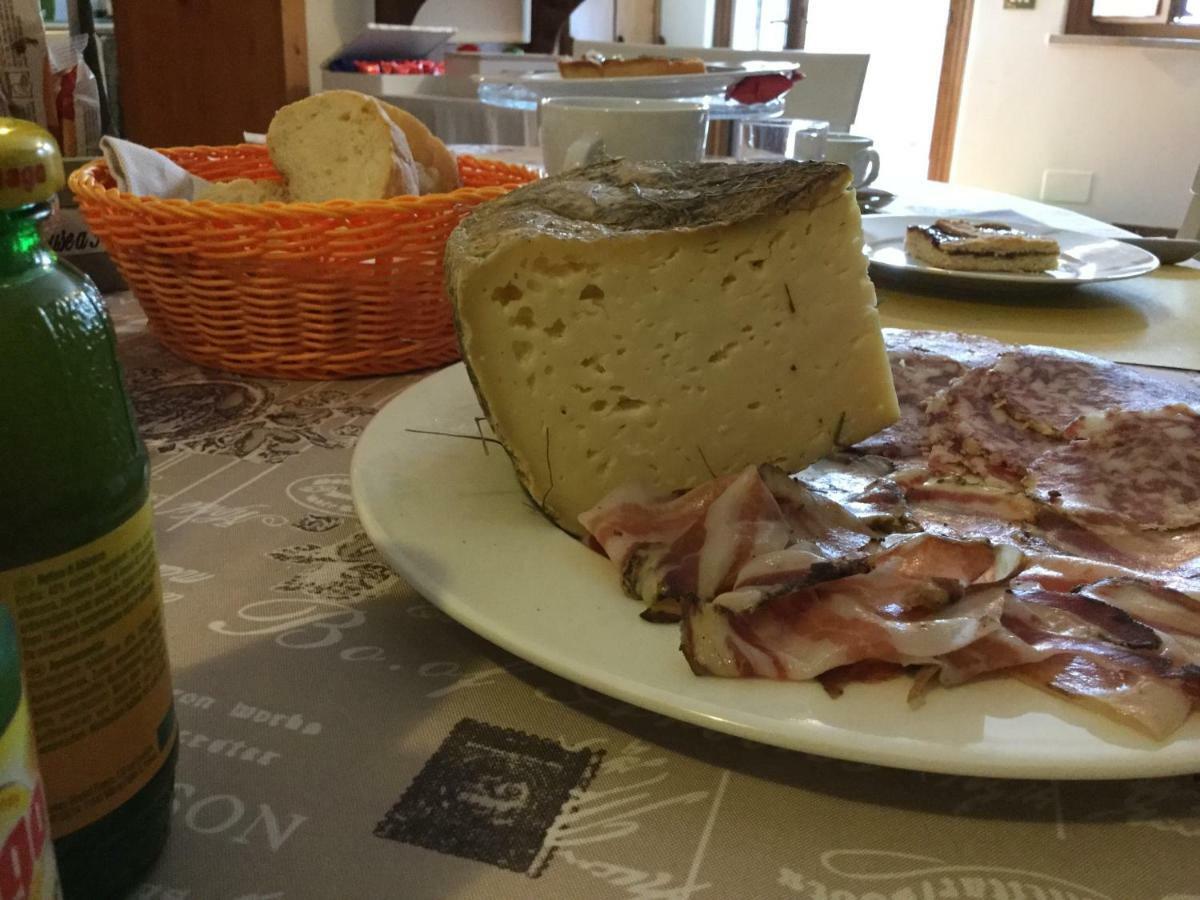 Miane Agriturismo Crodi מראה חיצוני תמונה